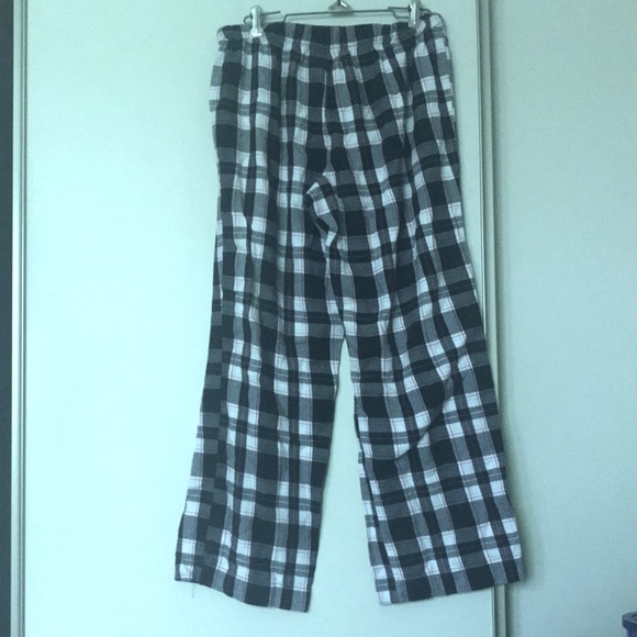 Plaid Pyjama Pants - Picture 2 of 3